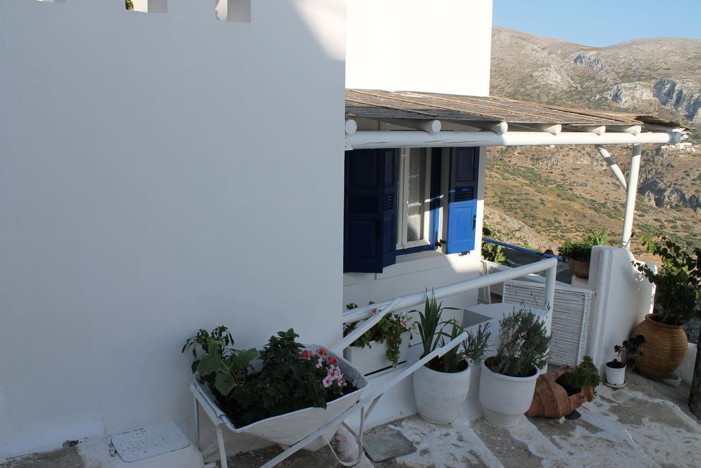 Plori Studios And Apartments Эгиалис Экстерьер фото