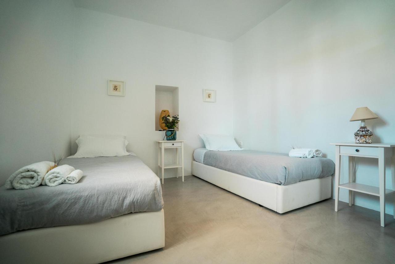 Plori Studios And Apartments Эгиалис Экстерьер фото